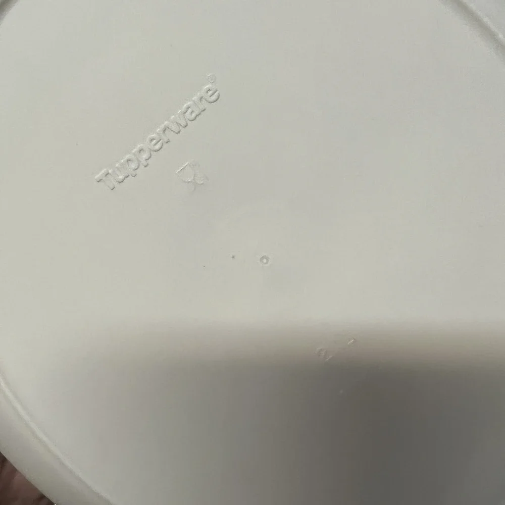 Tupperware Microwave Insulated 4 Pc. Heat Serve‎ & Store Bowl, #5006A, 2.1L